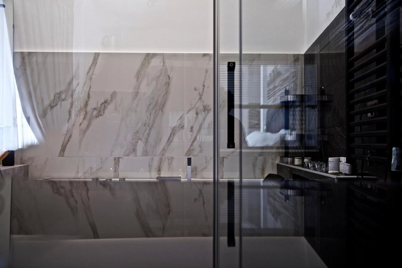 Scugnizzo Apartment Luxury Home Nápoles Exterior foto